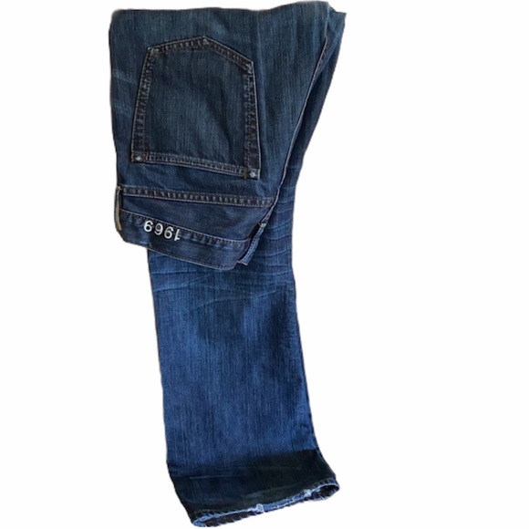 SOLD π¦ GAP Jeans Boot Cut - Picture 3 of 9